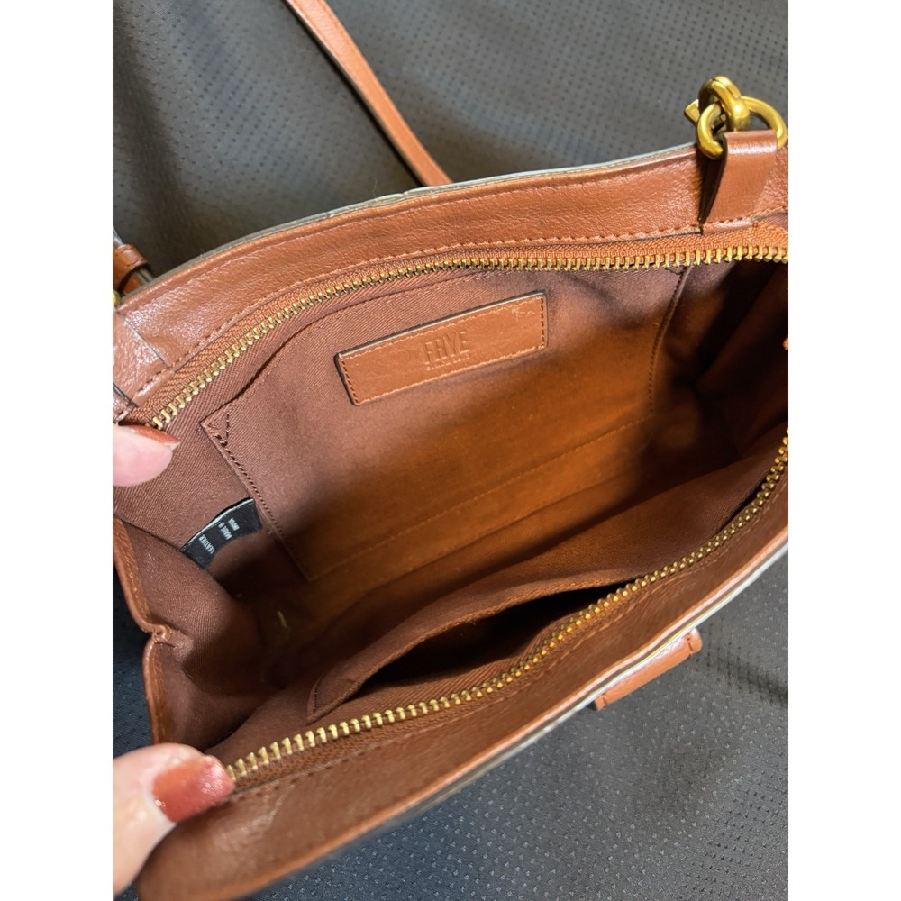Frye Brown Leather Small Crossbody Bag Adjustable Strap Zip Close Snap Pocket - Picture 13 of 13